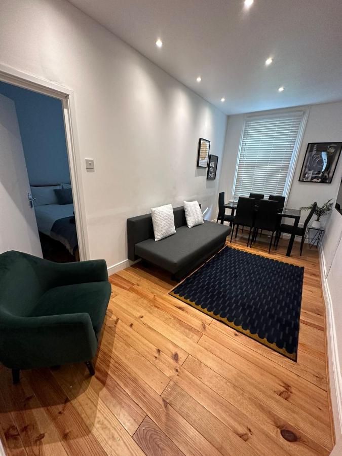 Notting Hill Guest Flat Daire Ealing Dış mekan fotoğraf